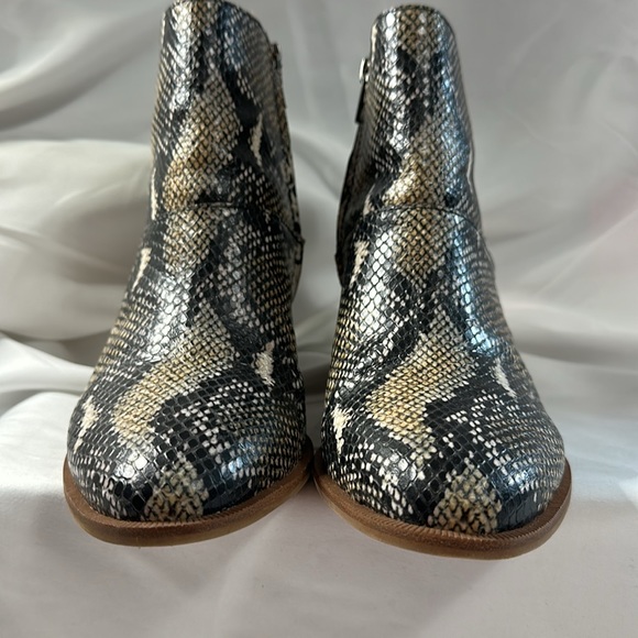 GUC Madewell The Rosie Ankle Boot in Moonstone - Picture 4 of 8